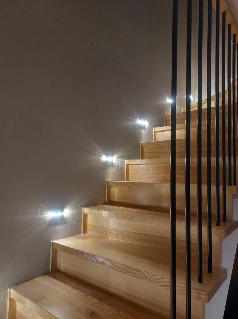 oświetlenie schodów